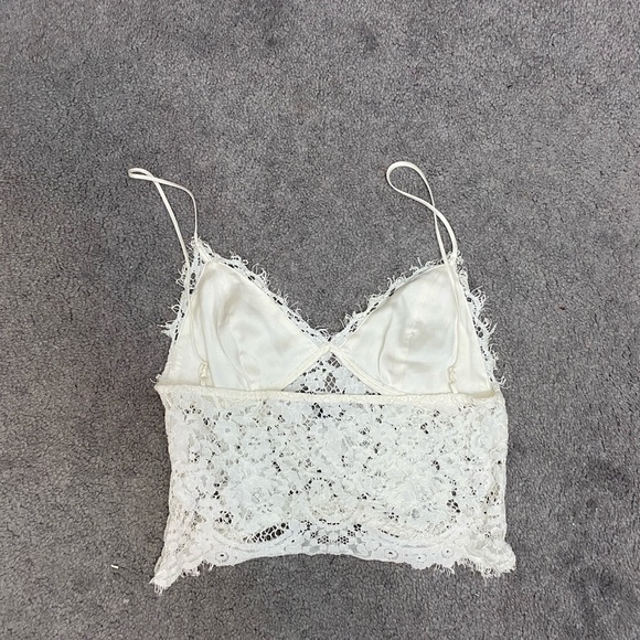 Lace crop top with good quality material. - Picture 2 of 2